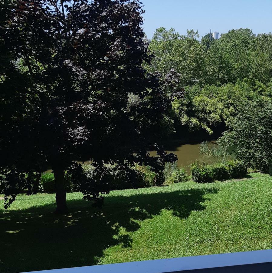 Appartement Au Calme Proximite Centre Байон Екстериор снимка