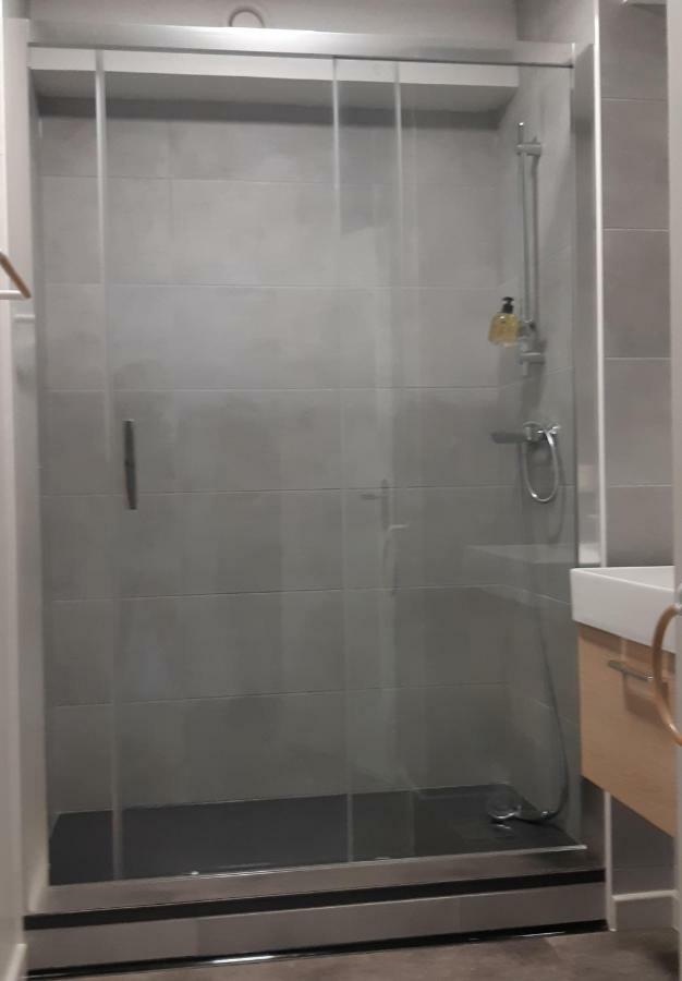 Appartement Au Calme Proximite Centre Байон Екстериор снимка